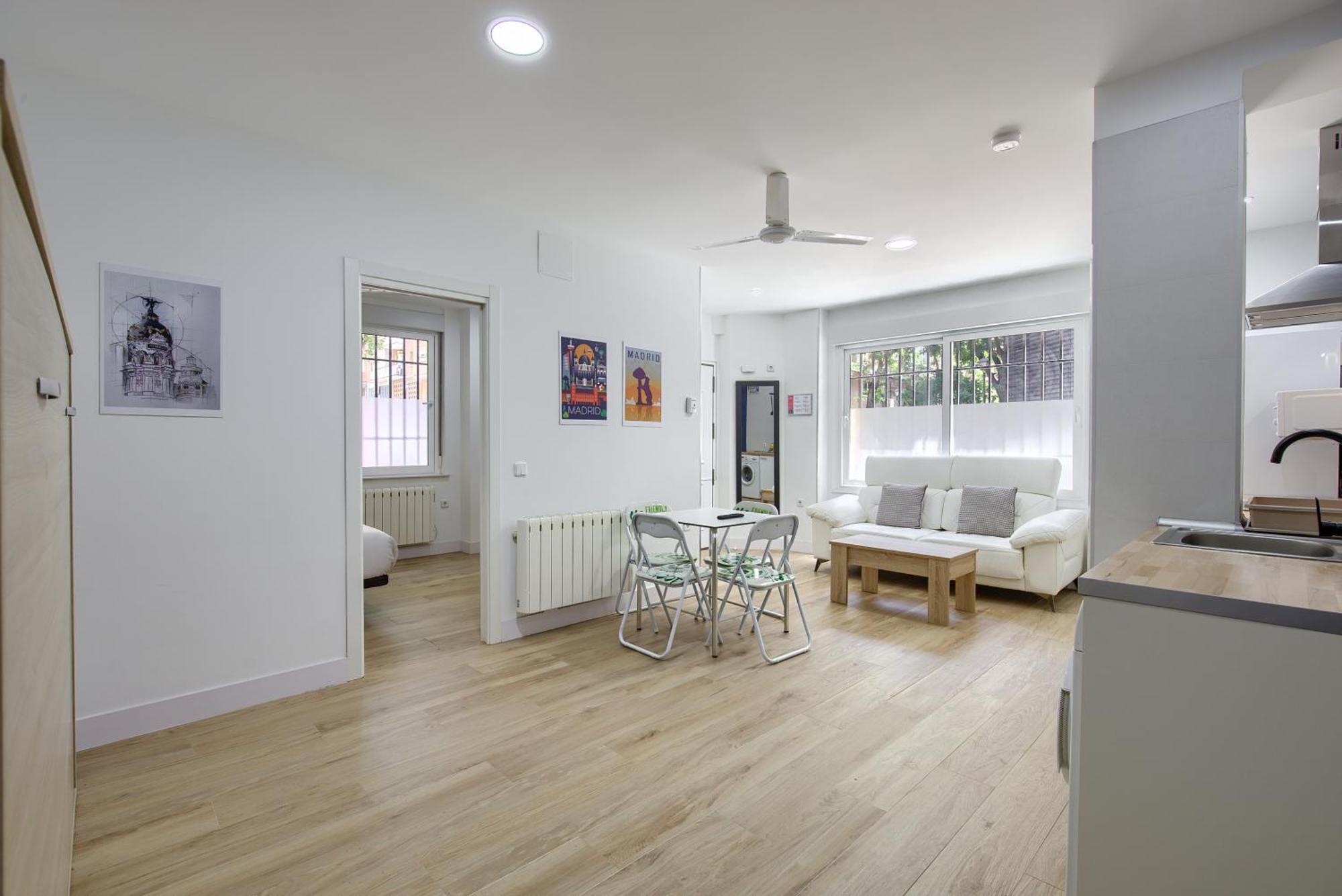 Charming Delicias IV Appartement Madrid Buitenkant foto